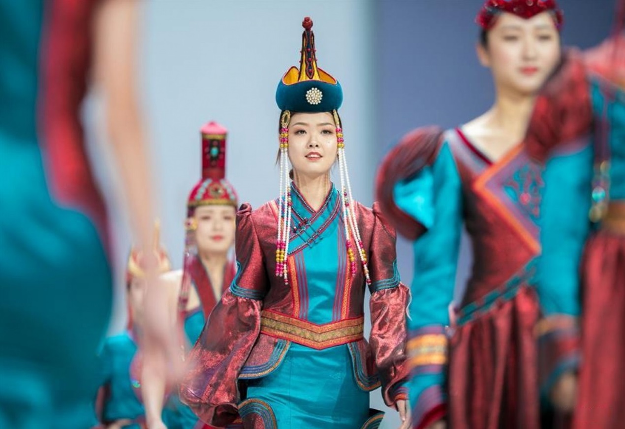 Threads of Tradition: The Story of Mongolian Clothing